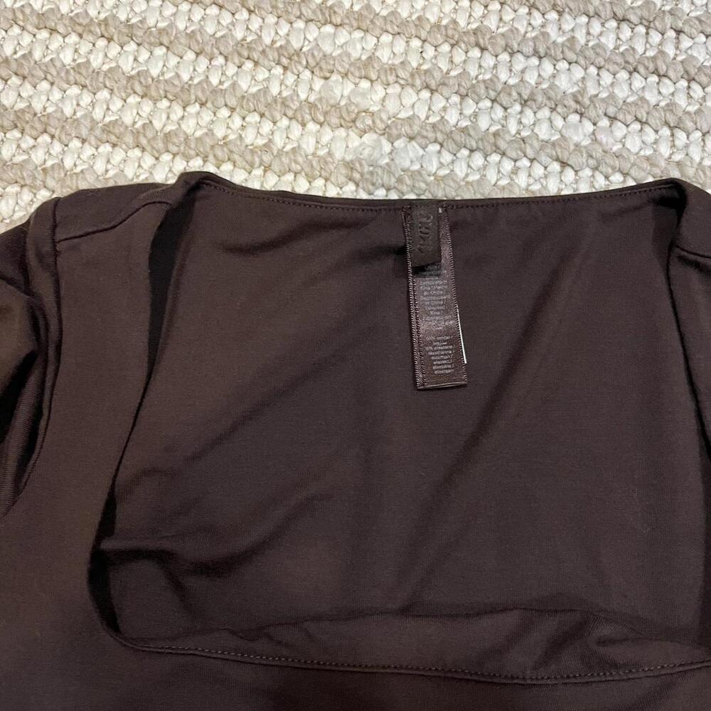 Skims Smooth Layers Square Neck Top in Espresso - Picture 4 of 6